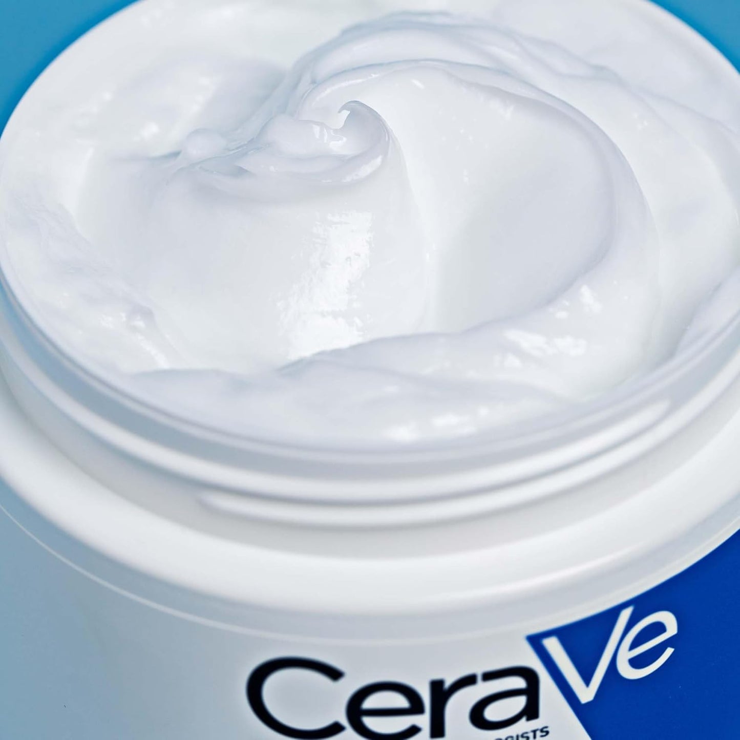 Moisturizing Cream for Face and Body with Essential Ceramides and Hyaluronic Acid, Ideal for Dry to Very Dry Skin, Dermatologist Developed, Fragrance-Free, 454g/16oz