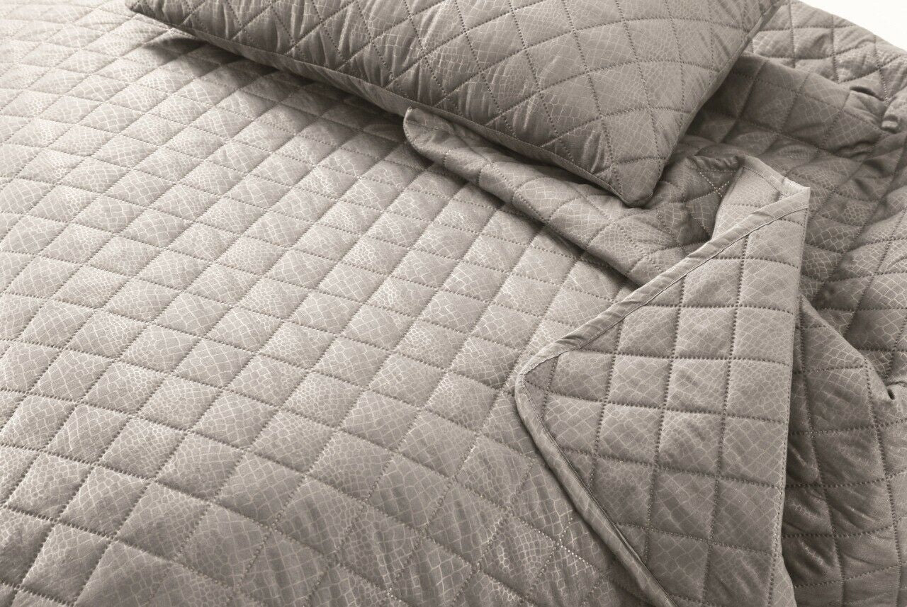LUXURY EMBOSSED QUILTED BEDSPREAD SOFA THROW 3Pcs BEDDING SET COMFORTER DOUBLE