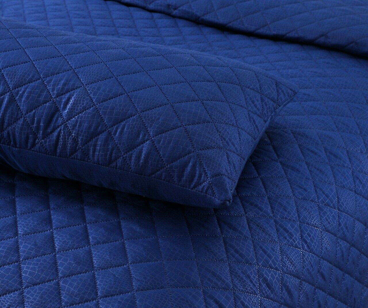 LUXURY EMBOSSED QUILTED BEDSPREAD SOFA THROW 3Pcs BEDDING SET COMFORTER DOUBLE