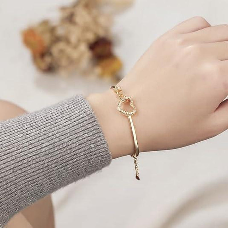 To My Daughter Forever Connected Bracelet, Symbol of Strength and Eternal Love, Adjustable Inspirational Keepsake for Birthday, Graduation or Away from Home